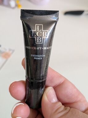 LCB Love Craft Beauty Eyeshadow Primer – Black